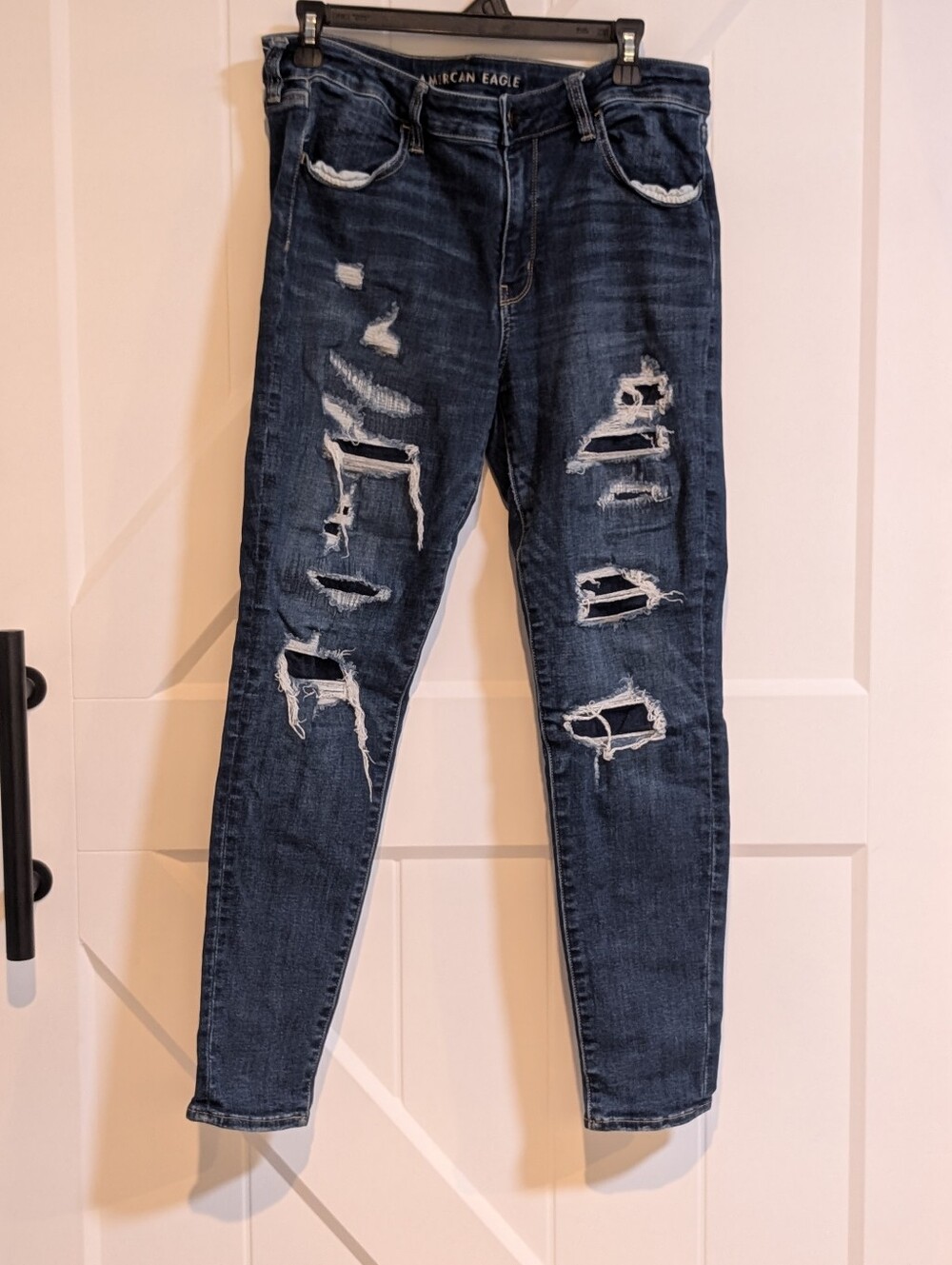 American Eagle Outfitters Dark Blue Distressed Women's Jeans